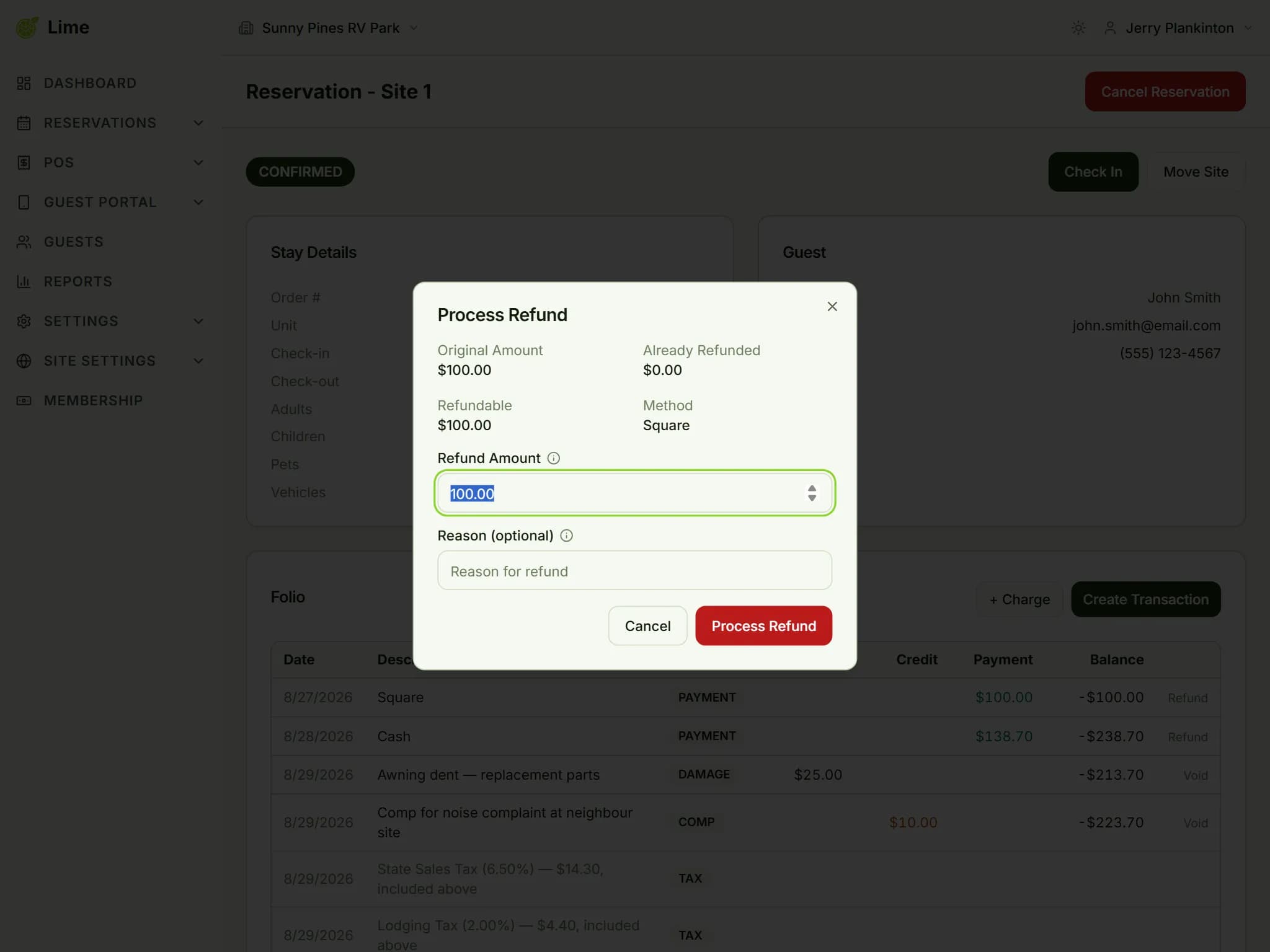 Refund dialog over a reservation folio, prefilled with the refundable card payment amount and an optional reason field