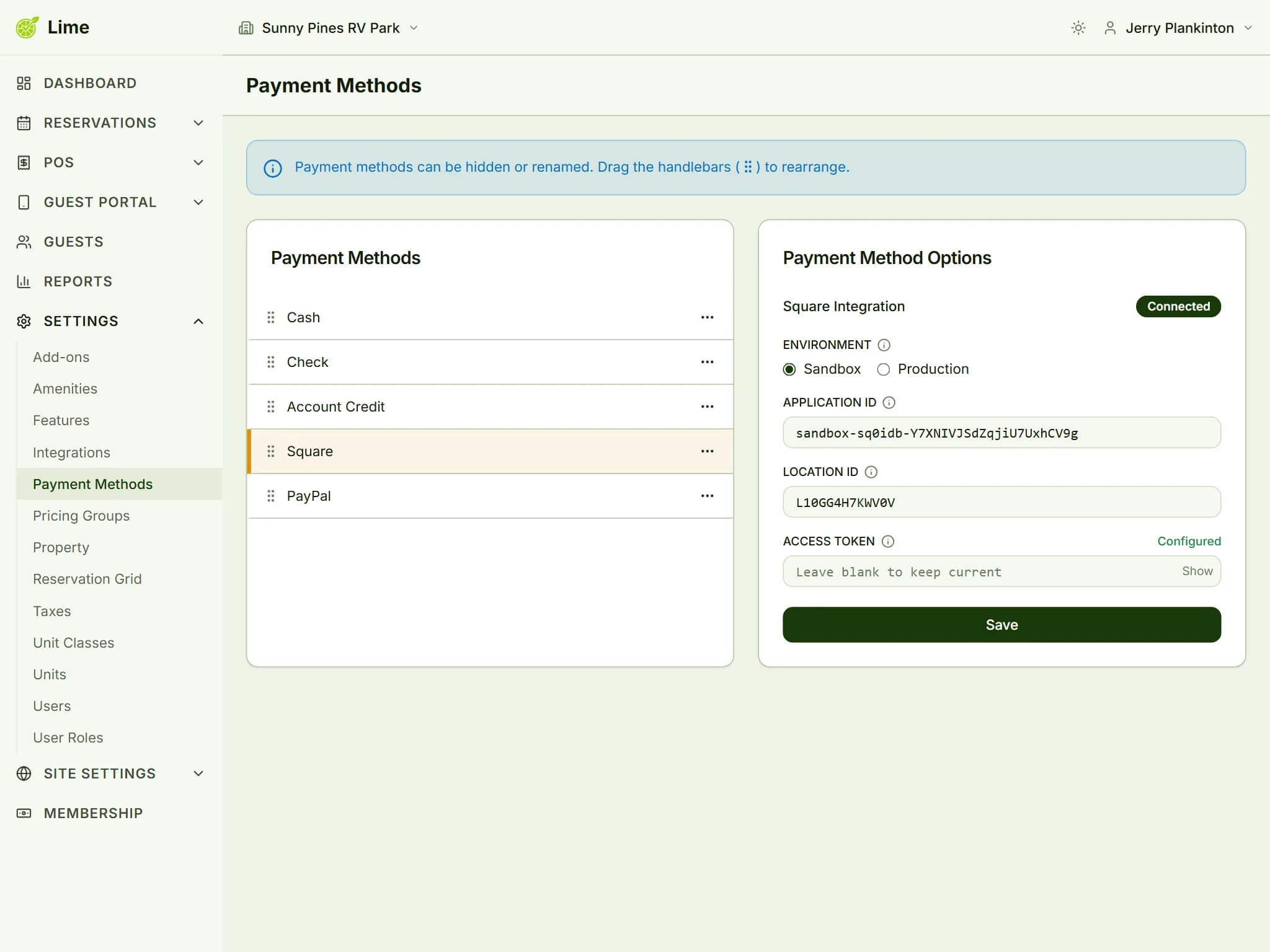 Payment method settings showing the Square integration connected, with environment, application and location configuration